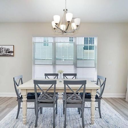 Luxurious Alberta Beach House W/ Historical Detail Hampton Extérieur photo