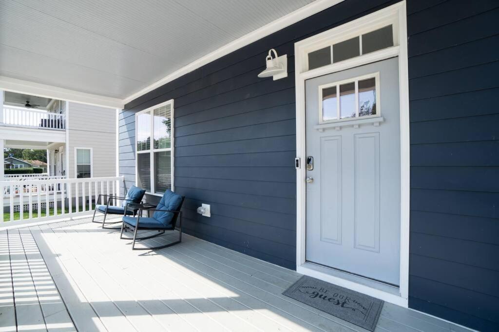 Luxurious Alberta Beach House W/ Historical Detail Hampton Extérieur photo